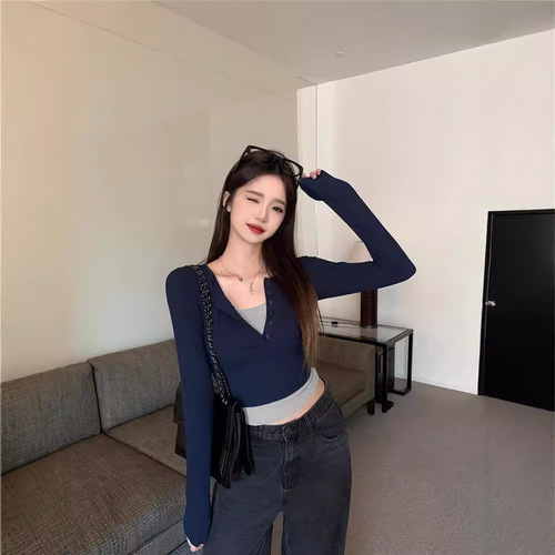 Design fake two-piece slim slimming short long-sleeved T-shirt autumn niche hot girl casual splicing top ins women