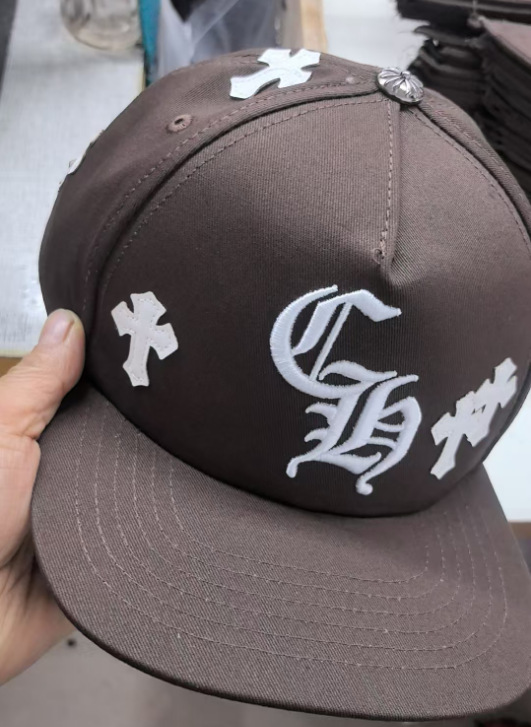 Sombrero para el sol CH Cro de verano para parejas nuevas de moda americana, sombrero de hip-hop de ala plana bordado a la moda ~ sombrero de malla de béisbol