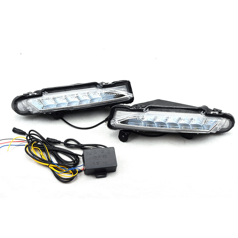 Aplicable a TOYOTA 17 / 18 YARIS delantero conjunto de lámpara de niebla LED extranjero YARIS modificación led luz diurna