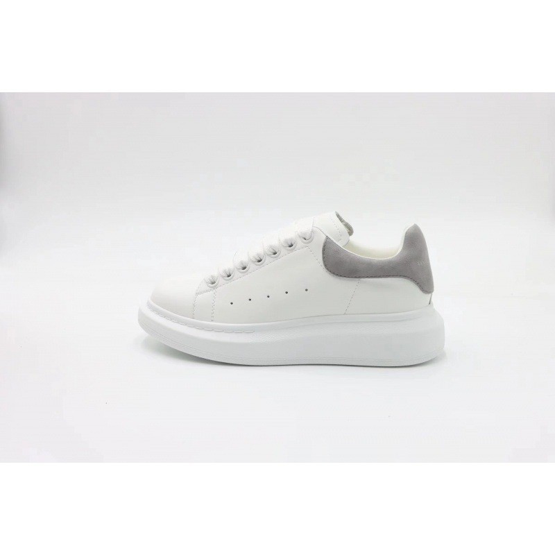 회색 벨벳 꼬리