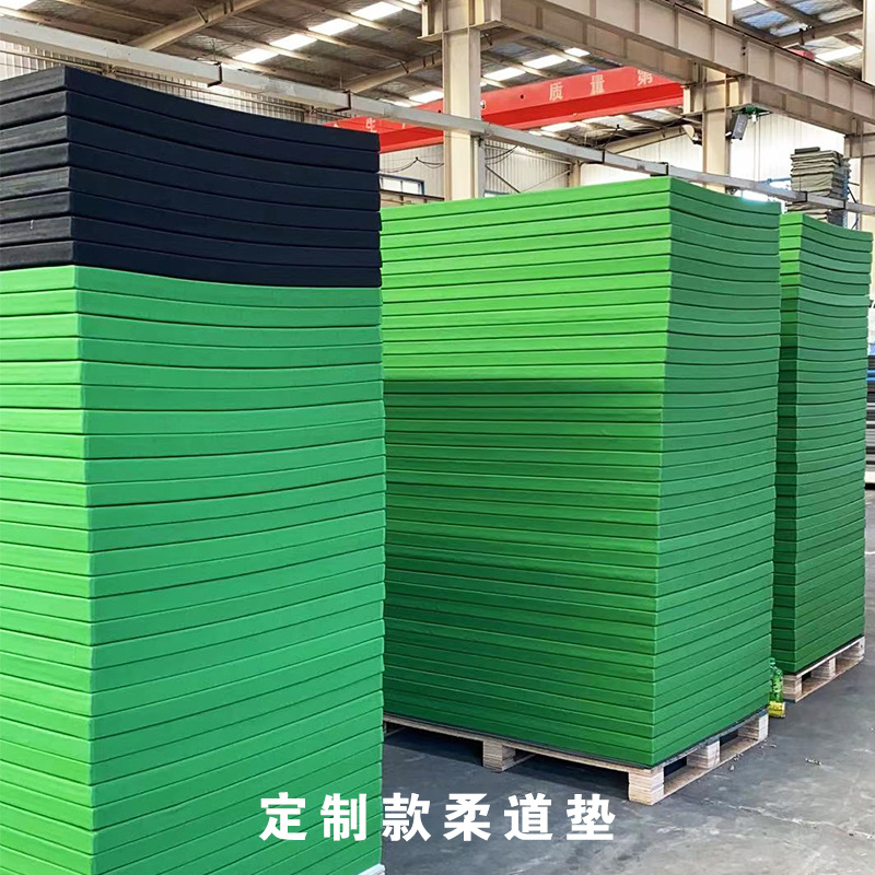 High-Quality Professional Non-Slip Judo Mat, Essential for High-Intensity Training and Competitions, with Enhanced Non-Slip and Thickened Design for Sports and Fitness