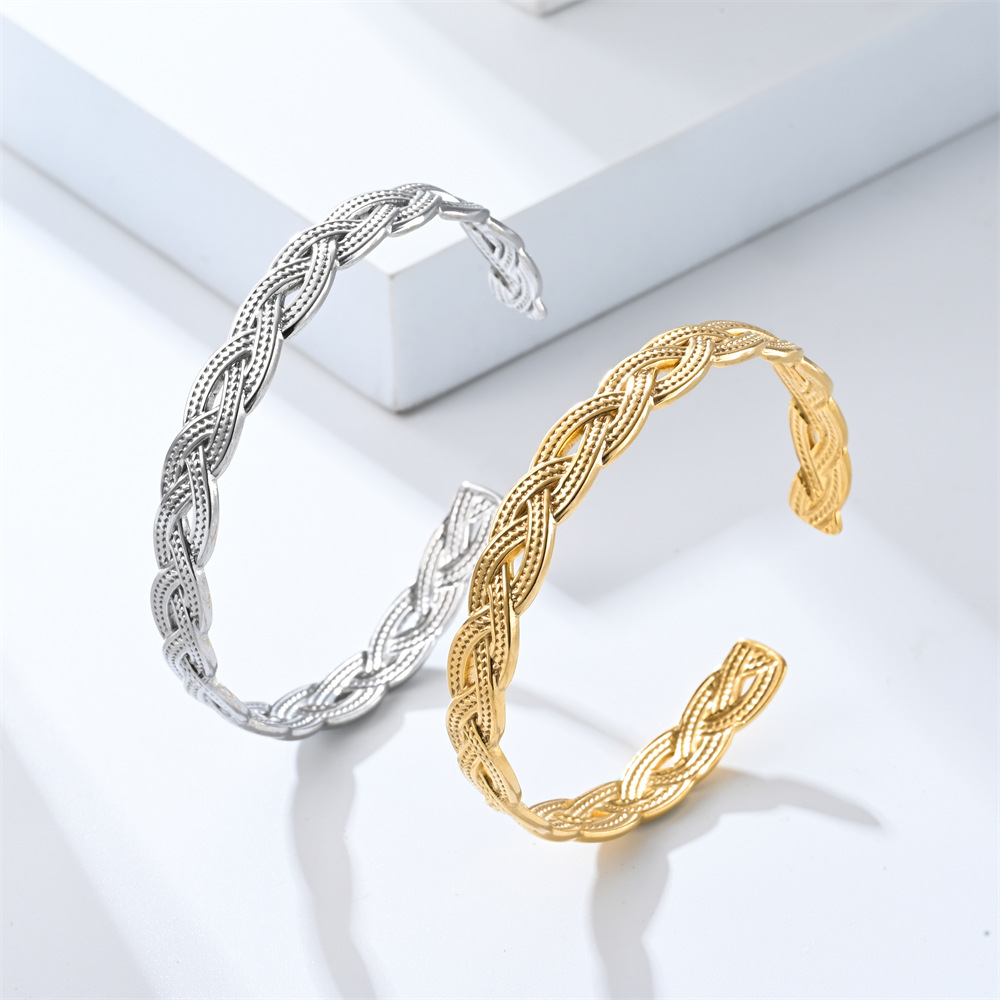 Adjustable woven women's bracelet stainless steel with pigtail
