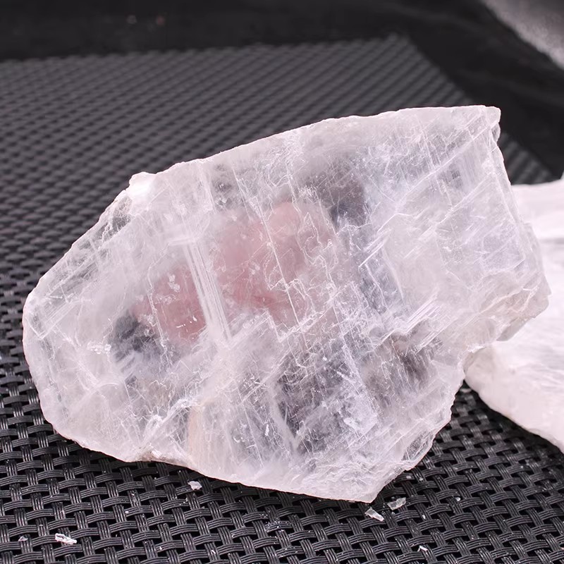 杭州长期供应优质透明石膏石杭州长期供应优质透明石膏石