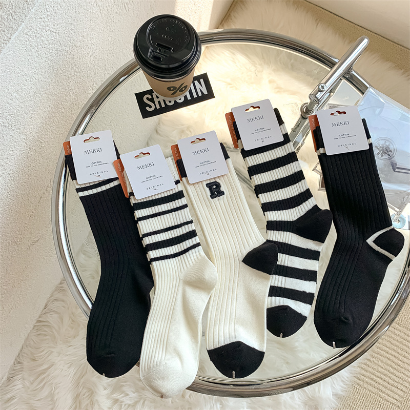 Women's Socks for Spring and Summer, New Style Black and White Striped Embroidered Cotton Mid-Calf Socks for Women