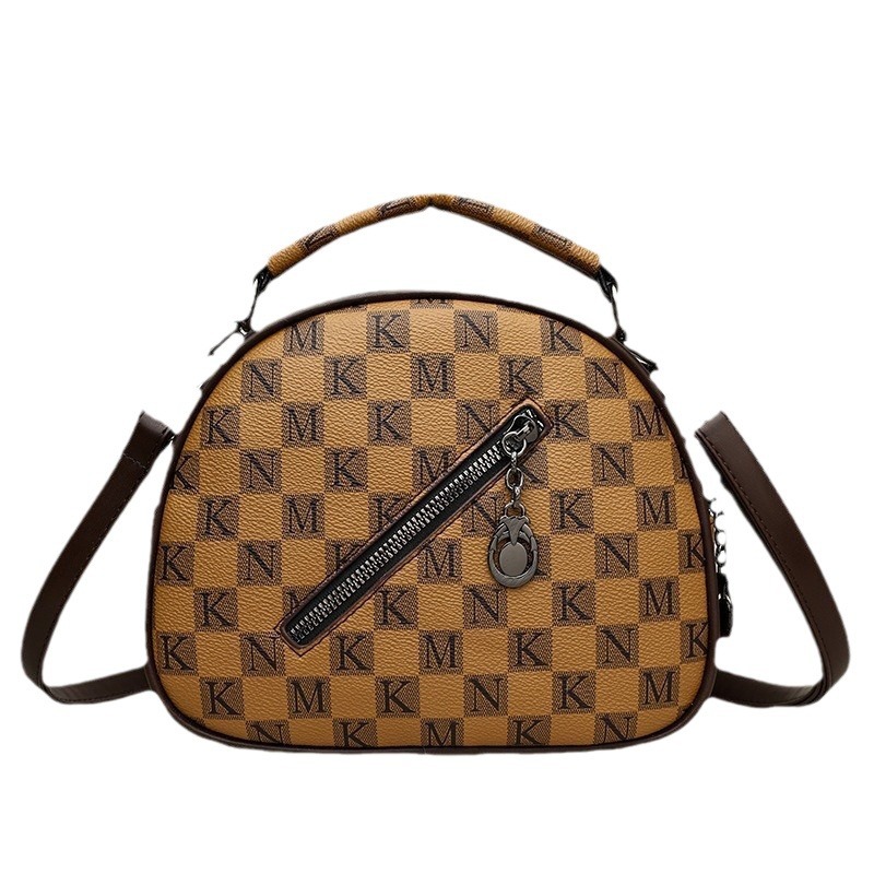 도매 대용량 국경 가방 여성의 새로운 패션 간단한 유행 어깨 가방 통근 올 매치 어깨 크로스 바디 백