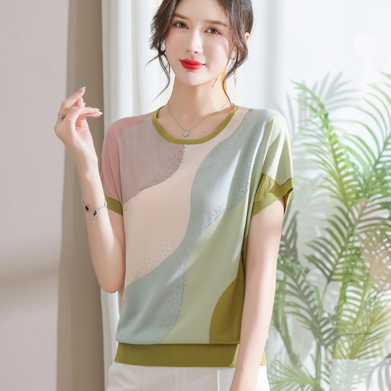 Mother's Day Mom Summer Outfit 2026 New Ice Silk T-Shirt Short-Sleeve Top Elegant Middle-Aged and Elderly Women's Clothing Mother's Day Mom Summer Outfit 2026 New Ice Silk T-Shirt Short-Sleeve Top Elegant Middle-Aged and Elderly Women's Clothing