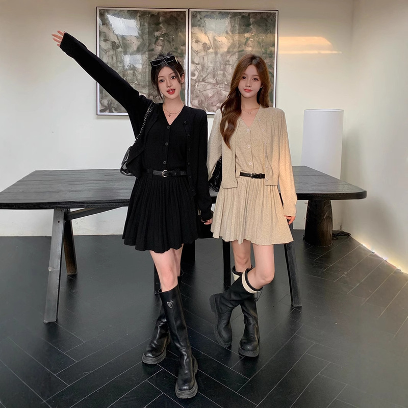 2026 Plus-Size Women's Autumn High-End Knit Cardigan + Slip Dress Two-Piece Set for Slimming Effect for Curvy Women