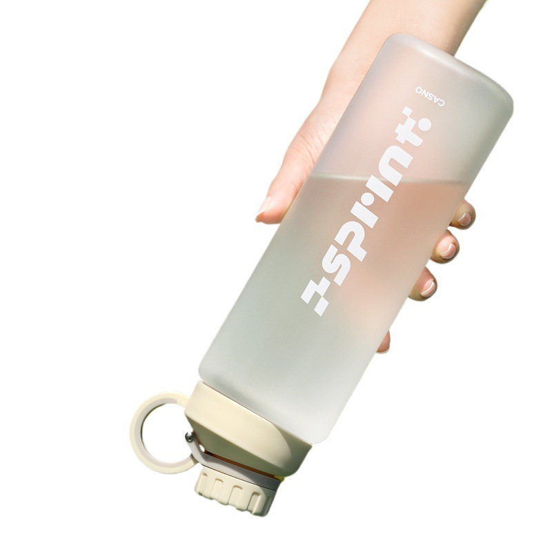 Taza de agua para hombres de gran capacidad de verano resistente a caídas resistente a altas temperaturas para mujeres con tabique de té de plástico portátil 2025 nueva taza deportiva