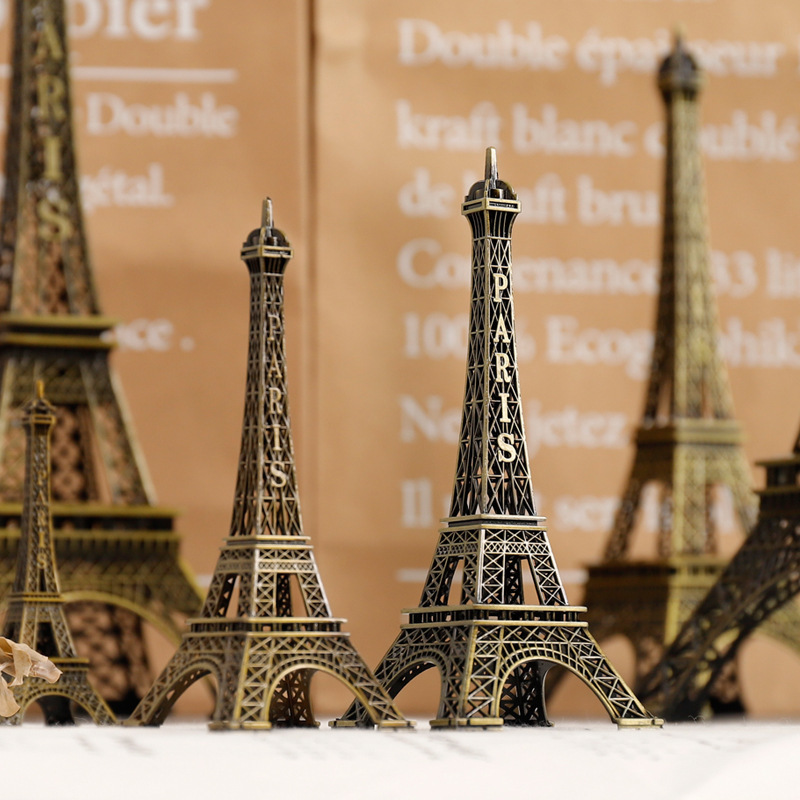 Torre Eiffel de París decoración modelo decoración creativa decoración para el hogar dormitorio sala de estar vinos armario de televisión