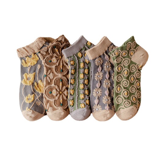 Retro boat socks women's socks 24 spring and summer new style shallow mouth non-falling socks cotton relief Japanese and Korean palace style short socks