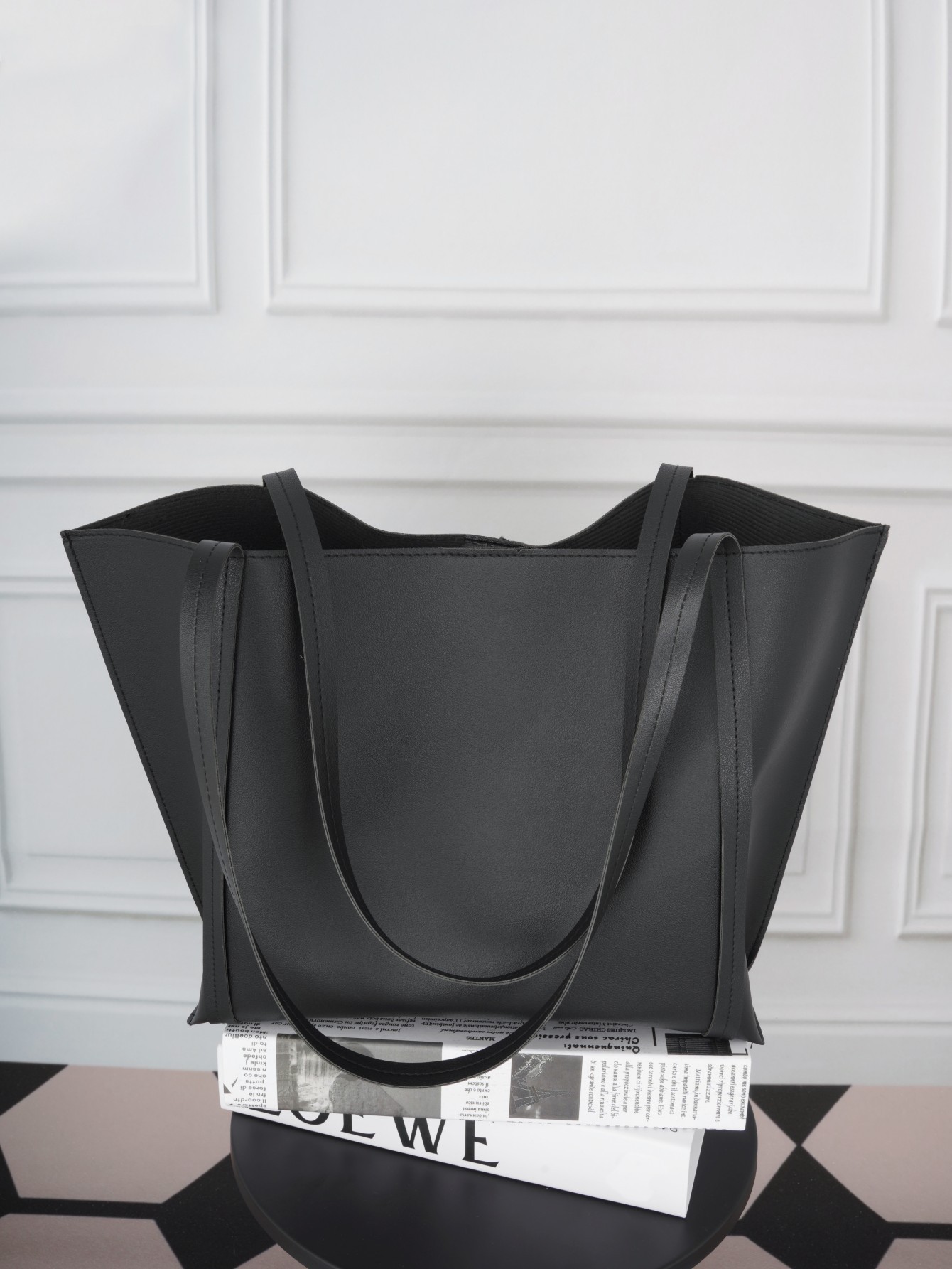 Bolsas de gran capacidad retro de comercio exterior transfronterizo para mujeres 2025 nueva moda retro bolsas de mano de nicho universal bolsas de hombro image 5