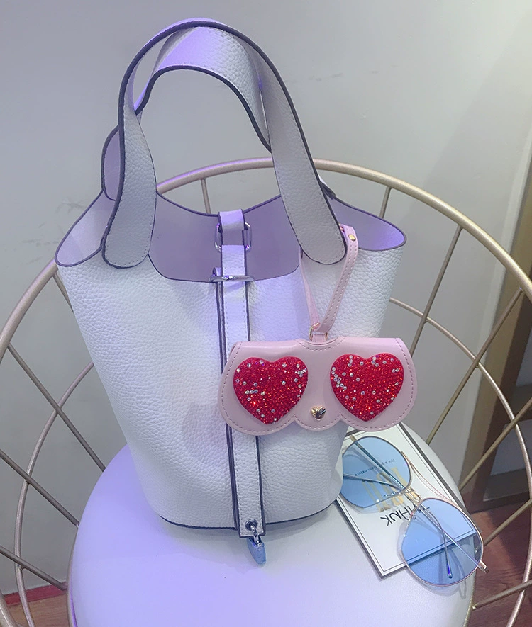 Cute brand glasses, handheld fashionable sunglasses solar-powered, protective case for men and women, bag decoration