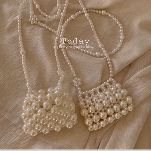 Finished bag women's summer versatile 2023 new fashionable pearl chain crossbody lipstick bag mini change small square bag