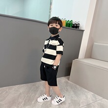 ��ͯ�ļ����伃�����b����Сͯ���e����һ��ʮ�q�����·�