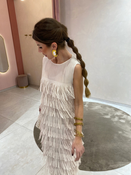 Spring summer elegant comfortable dress sleevless with a round…