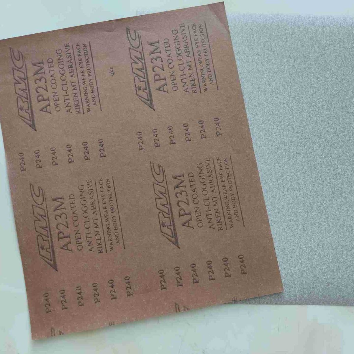 淄博RMC砂纸，厂家批发家具打磨油漆专用砂纸