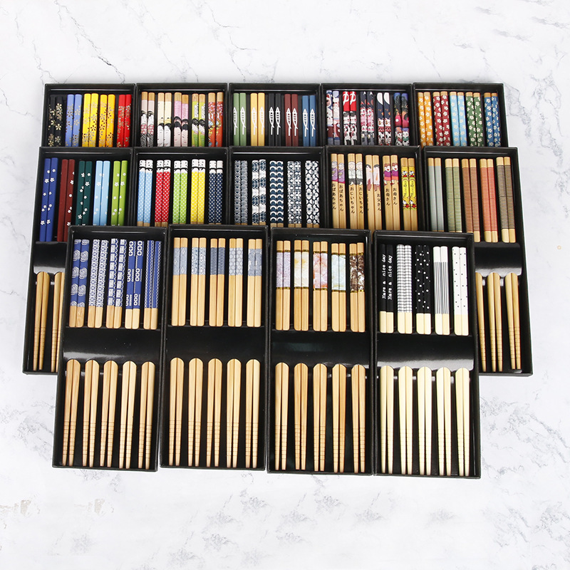 新款家用竹筷创意印花筷子套装环保防潮礼品餐具可爱料理尖筷日式