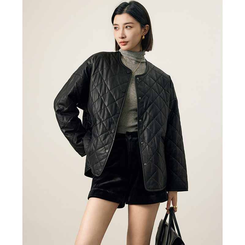 "Moonlight Schumann" Retro Diamond-Patterned High-End Genuine Leather down Jacket for Women, Round Neck, Mid-Length, White Duck down 2026