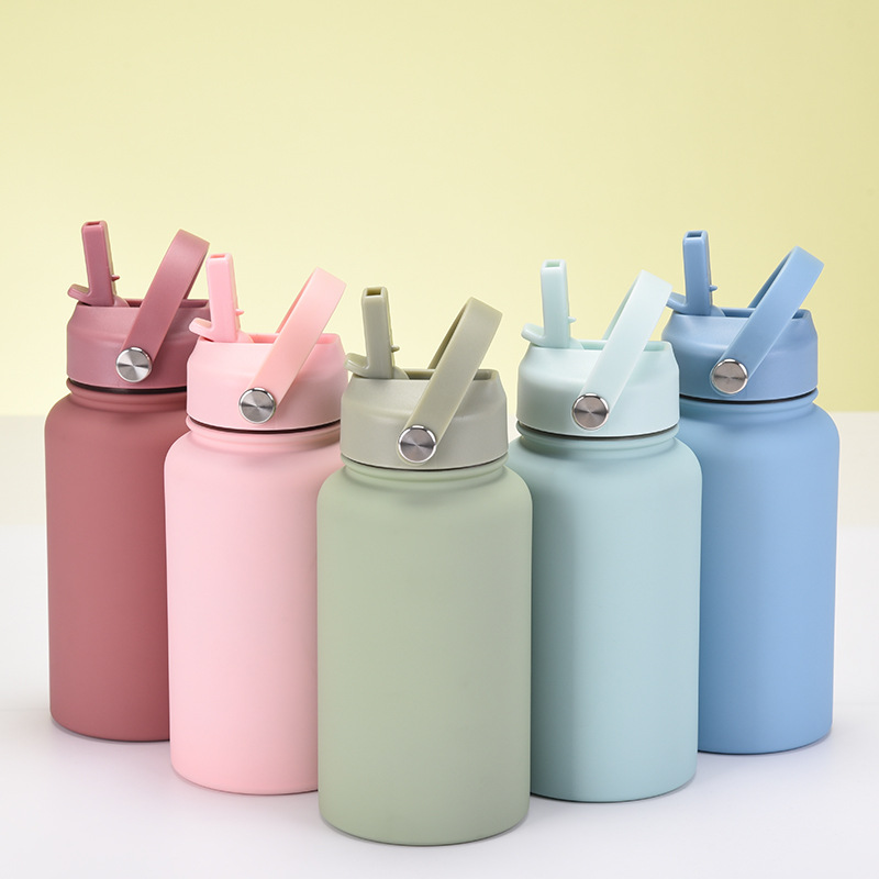 Casual Solid Color Stainless Steel Water Bottles display picture 1