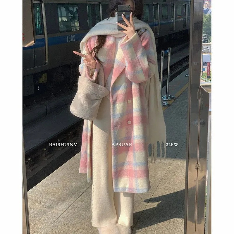 韩系学院风时尚感格纹呢子大衣女2023年秋冬季新款中长款温柔外套