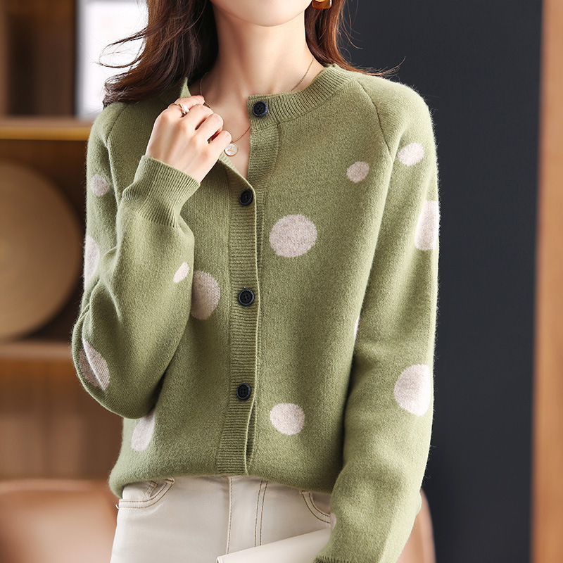 Autumn and winter new pattern Single breasted Easy Cashmere Cardigan sweater T-shirts Pure wool knitting coat Raglan Cardigan