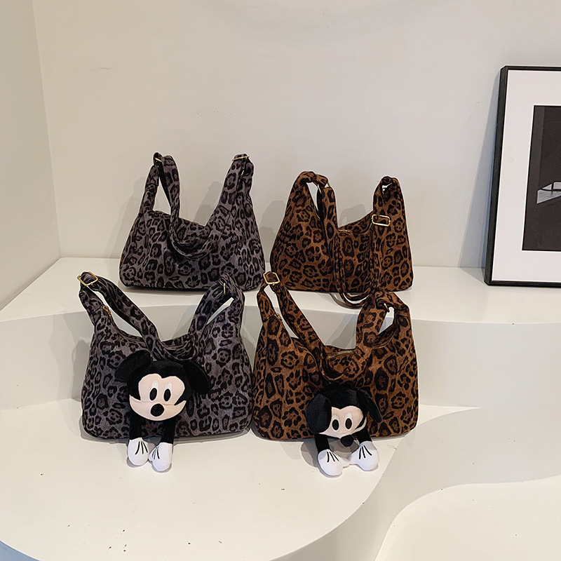 Bolsa de leopardo de mujer nueva gran capacidad textura retro multifuncional bolso de hombro de otoño 2024