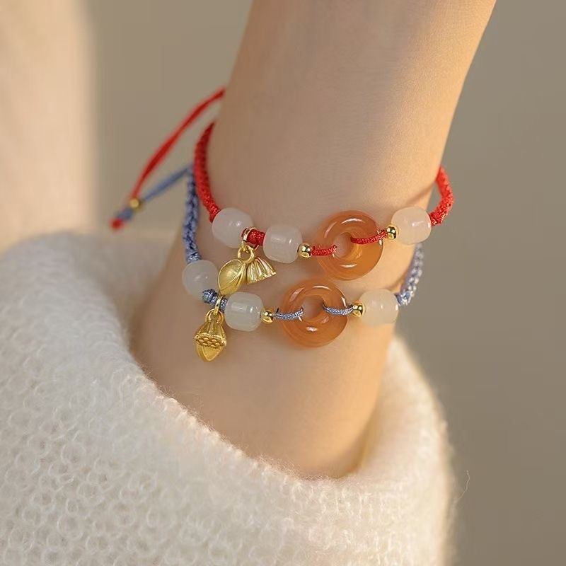 Loop Chain Bracelet Hand-woven Bracelet Simple Gentle Adjustable Handstring Good Luck Implication