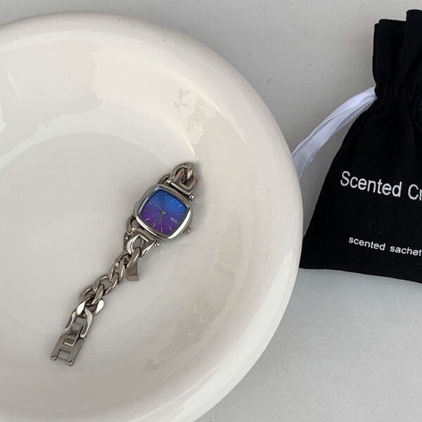 Small design bracelet