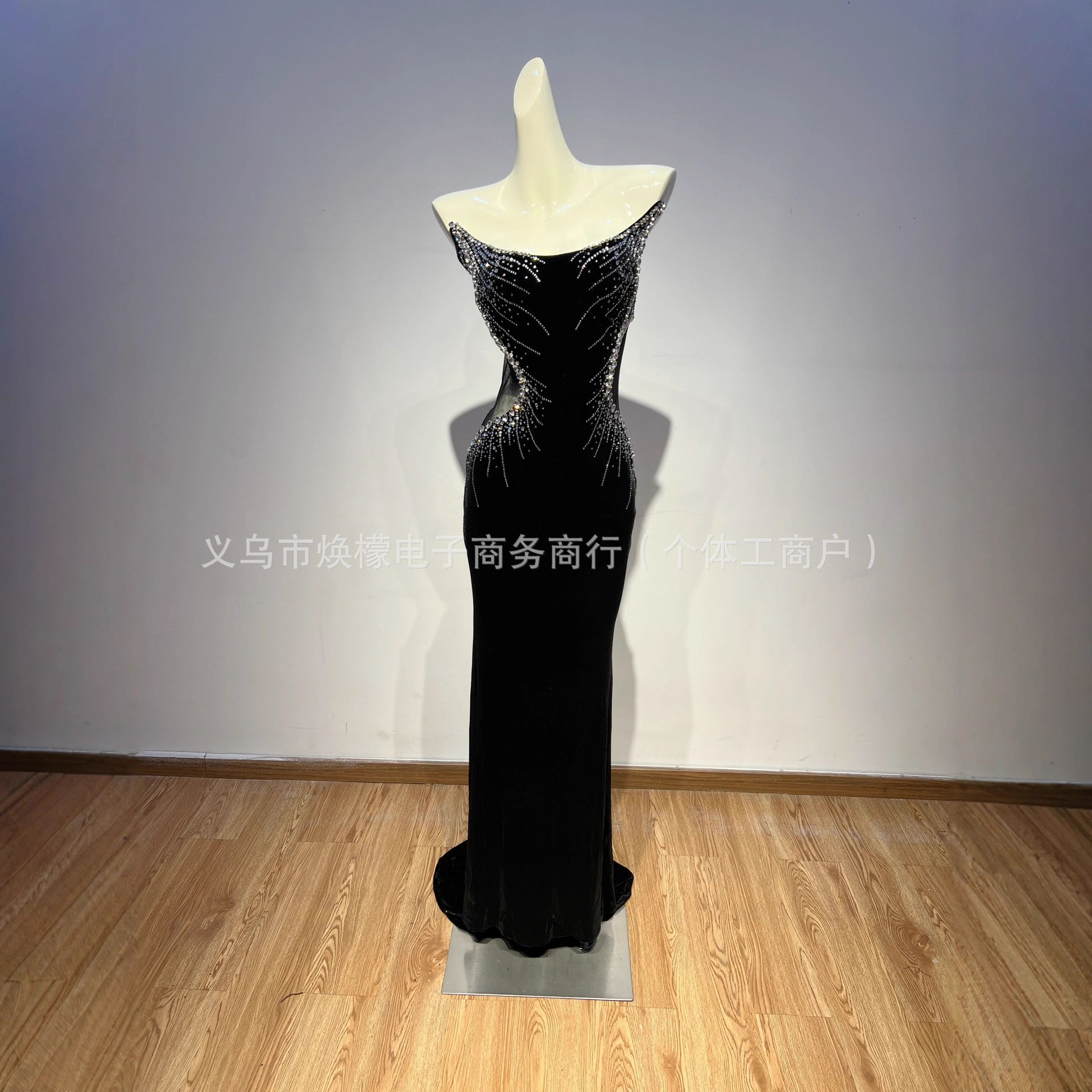 Birthday Party Dress, Celebrity Adult Dress, Classy Accessible Luxury Niche Heavy-Duty Custom-Made Diamond Velvet Leaky Waist Train Skirt