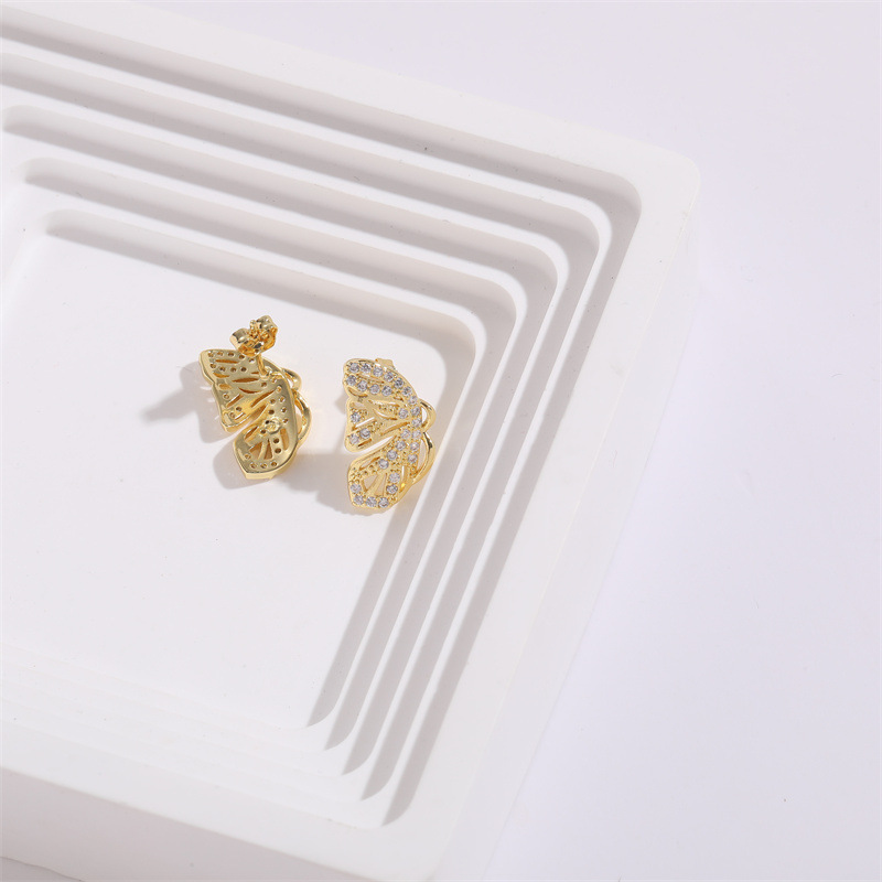 Fashion Butterfly Copper Plating Inlay Zircon Ear Studs 1 Pair