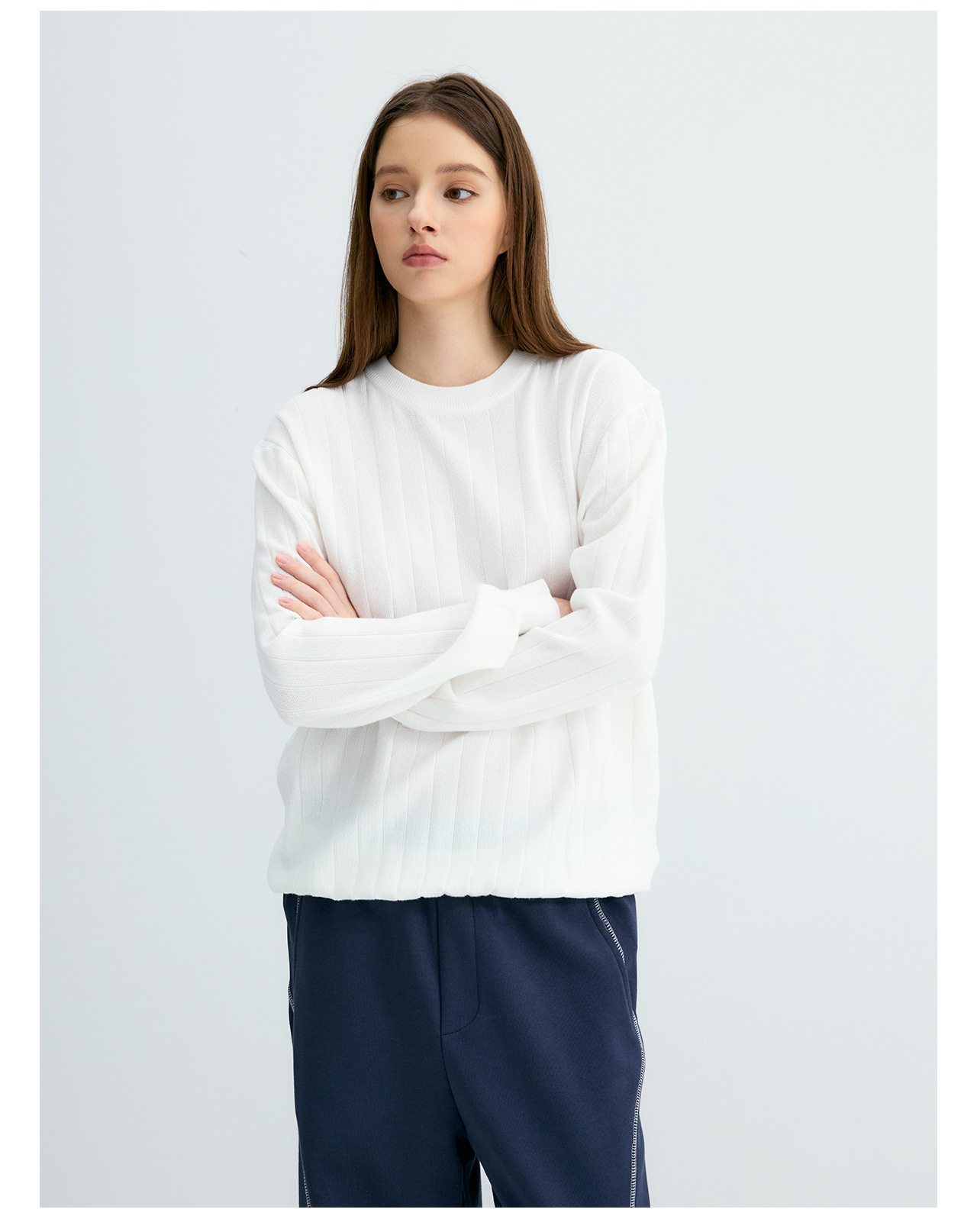 UNF 250g Loose Crew Neck Knit Sweater