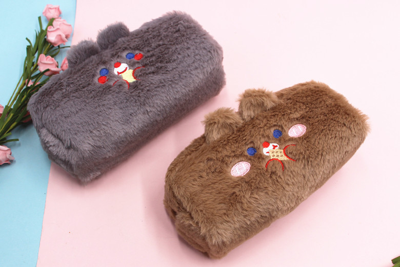 140g Weight 1 Piece Quantity Learning Occasion Cross-border Spot Large Capacity Pencil Case Ins Cute Bear Student Plush Stationery Case Pencil Case Soft Healing Wallet