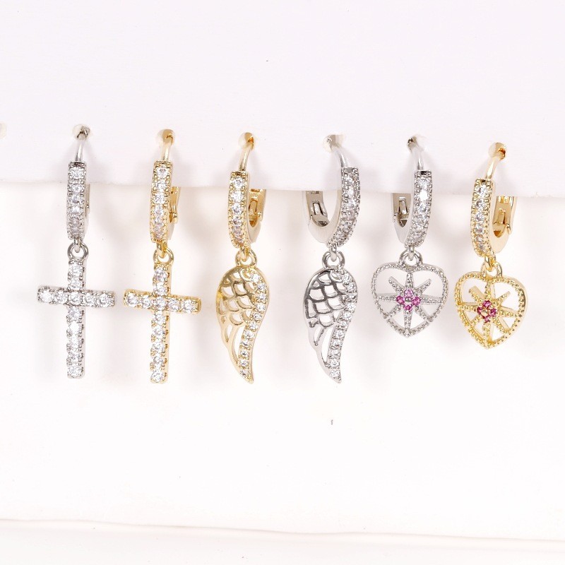 Labret stud lip piercing jewelry styling detail