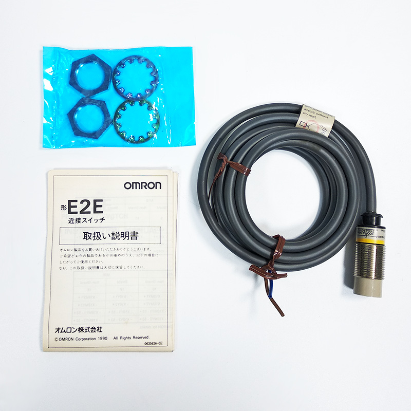 全新原包装接近开关传感器E2E-X10MY1
