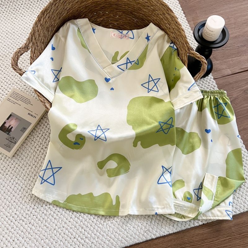 Pijamas de verano al por mayor transfronterizos de seda de manga corta delgada y suelta de cuello en V de mujer simulación de dibujos animados set de ropa para el hogar