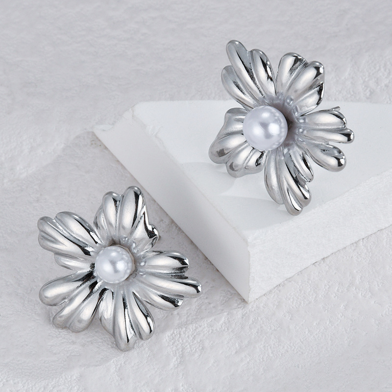 201 Stainless Steel Material Wholesale Jewelry IG Style Flower Bow Knot 304 Stainless Steel Pearl Inlay Rings Earrings