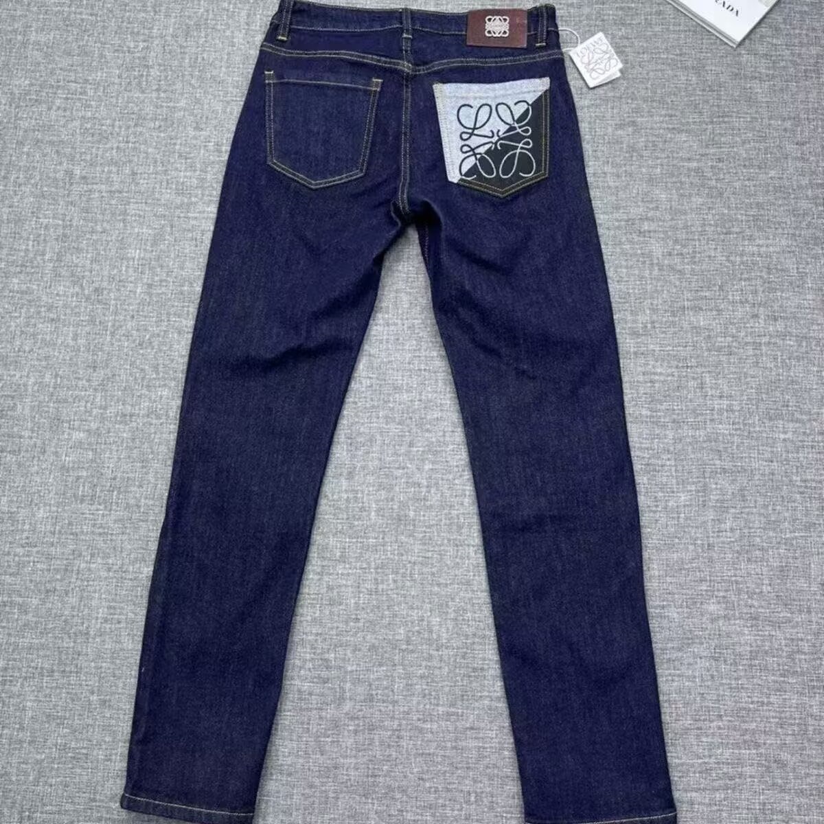 Early Autumn New Men's Light Luxury Trendy Fashion Sports Jeans Casual Stylish Slim Straight-Leg Slimming Long Pants