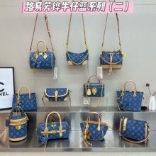 �羳���NŮ��2026�¿�ţ�в���ĸӡ���μ�б��������bags���l