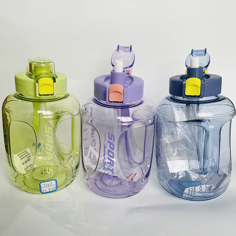 Siliya 7507 taza de plástico de gran capacidad 1500ml mango con cerradura cubierta elástica taza de paja sitio de construcción hogar al aire libre