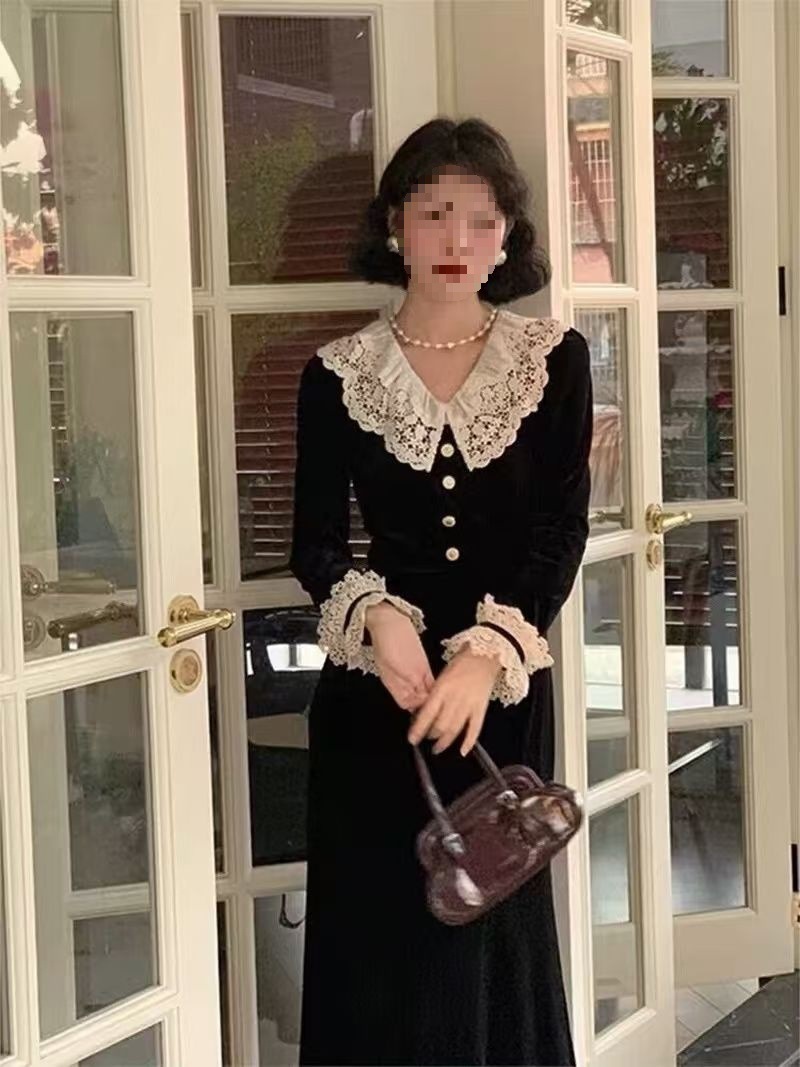 气质大码花边丝绒复古法式秋冬新款胖mm女装收腰显瘦赫本风连衣裙