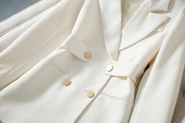 Áo blazer nữ dáng eo dài vừa, tay dài, đệm vai, cổ vest, phong cách thanh lịch — Màu trắng nhạt, màu đen, trắng, Bông mùa đông màu trắng nhạt chi tiết 14