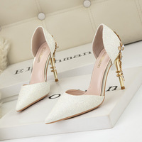928-10 Light and Luxury Sexy Women's Shoes Metal Flower Thin Heel High Heel Wedding Shoes Pointed Hollow Shining Single Shoes