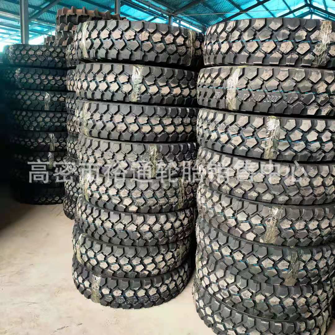 黄海依维柯轮胎255/100R16 越野卡车轮胎255/85R16 37x12.5r16.5
