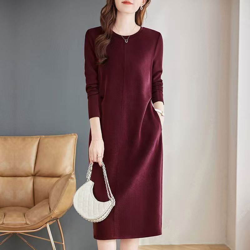 Plus-Size Women's Loose Simple Solid Color Round Neck Long-Sleeve Versatile Dress for Spring and Autumn, Slimming and Figure-Flattering Long Dress
