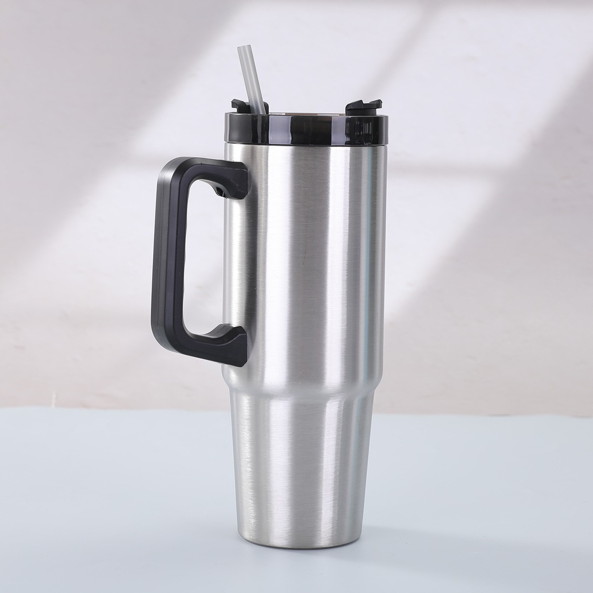 Nueva taza del coche del acero inoxidable 30oz con la taza del vacío de la capacidad grande de la manija con la taza práctica del helado del coche de la paja