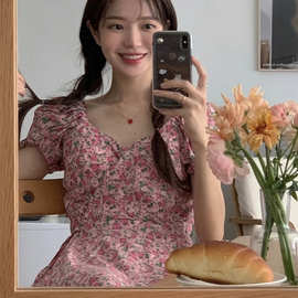 现货 碎花连衣裙夏季度假风短裙2023高端女装新款东大门长款裙子