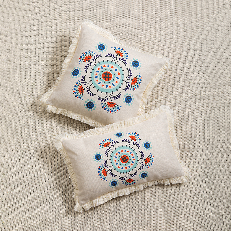 Housse de coussin décorative en coton et lin de style européen et américain avec pompon pour canapé, modèle de décoration pour la maison_voghion.com