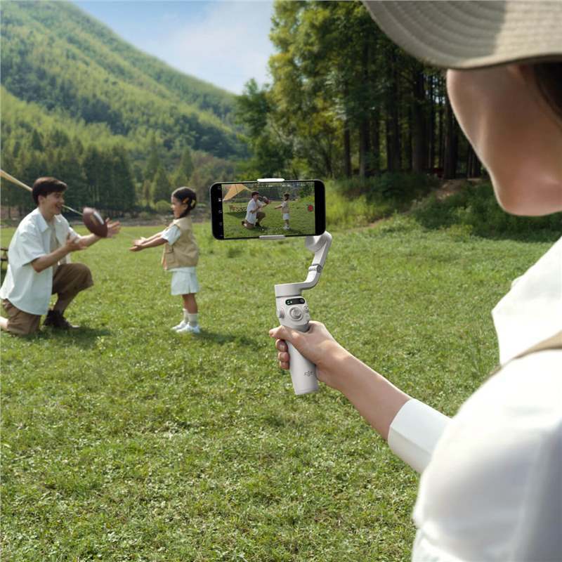 DJI Osmo Mobile 40% off スタック格納式自撮り棒 3 軸安定化と手ぶれ補正 Vlog 撮影|undefined