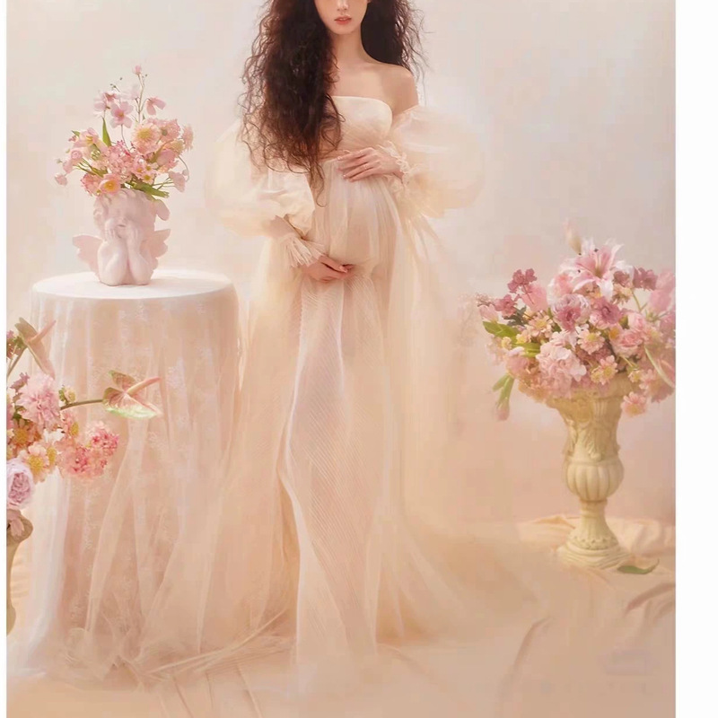 New style beautiful and ethereal maternity photo shoot outfits, light wedding dresses for expectant mothers, dresses for photo shoots and artistic portraits