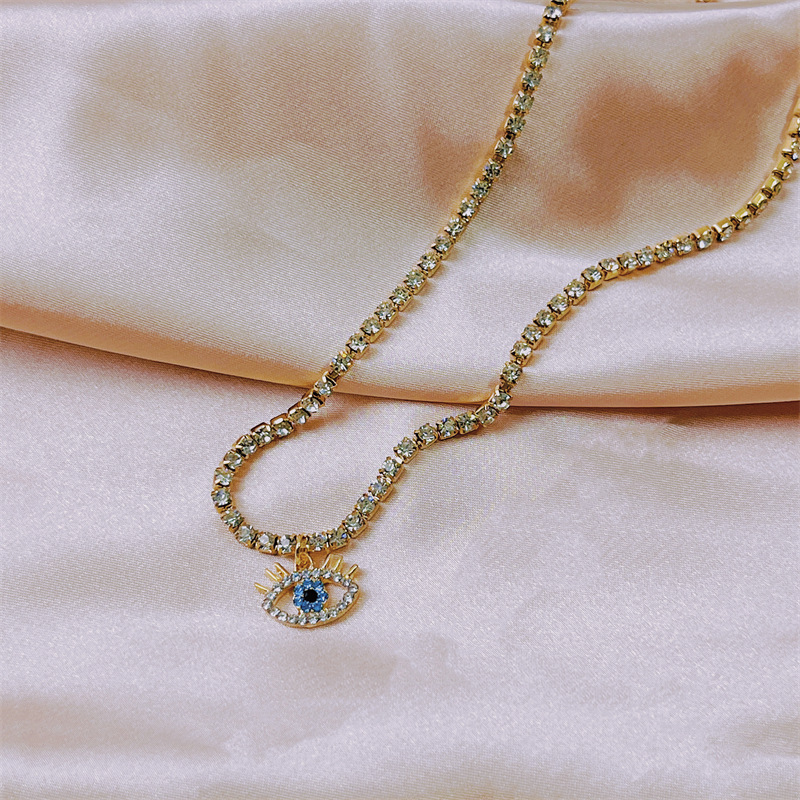 Fashion Retro Devil Eye Necklace